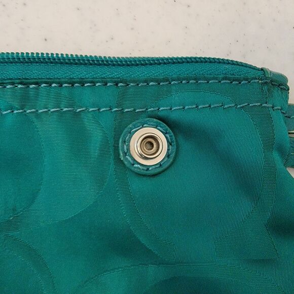 Coach Signature Getaway Packable Weekender Bag w/ Toiletries Bag Green Teal - Picture 10 of 14